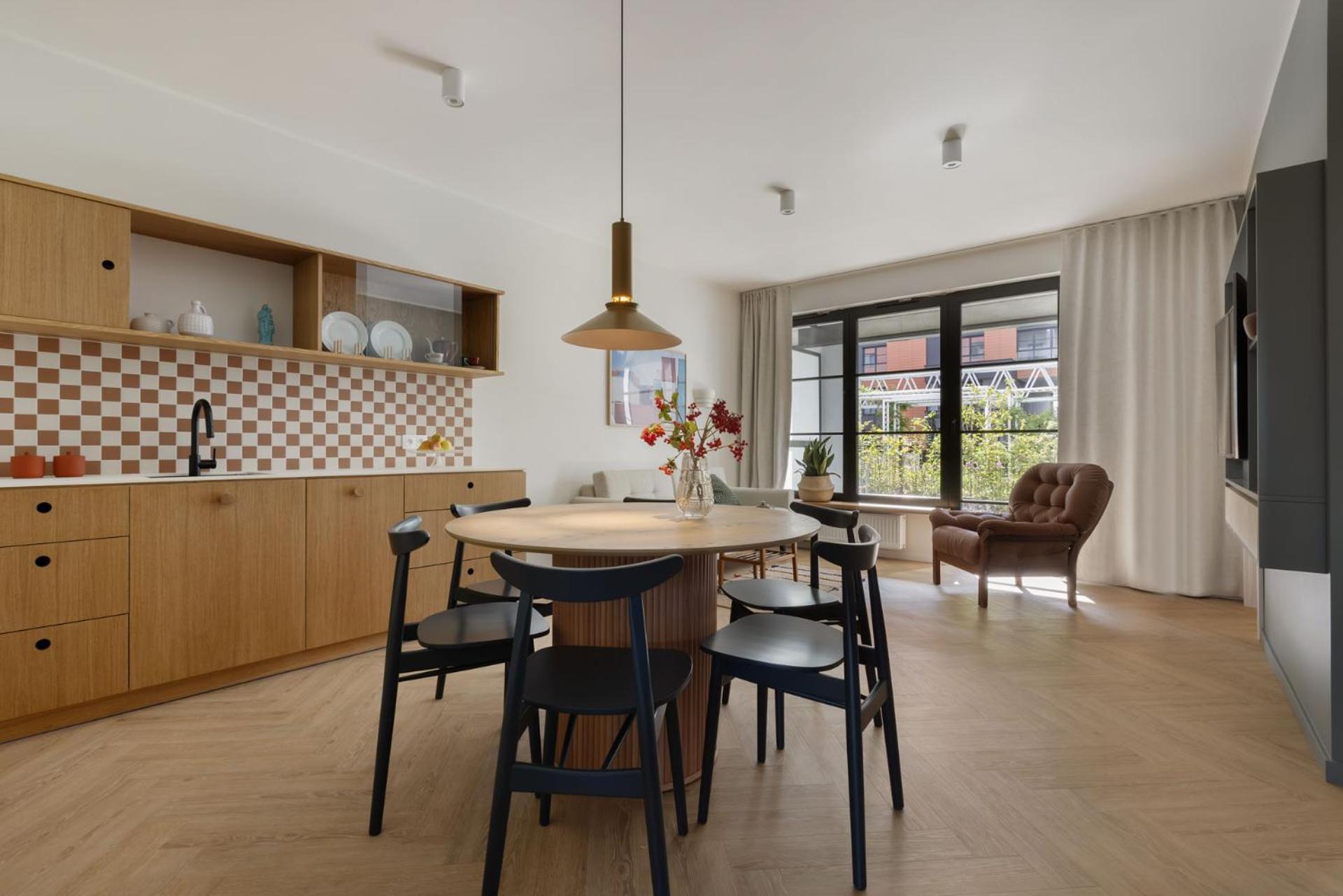 Solidarnosc Three Bedrooms & Garden Danzica